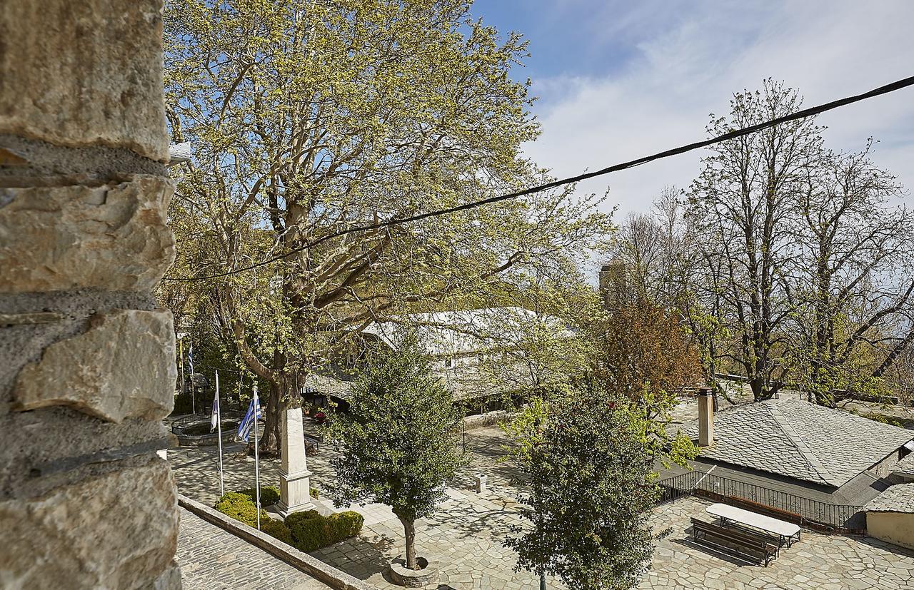Hotel Atrapos Kissos  Bagian luar foto