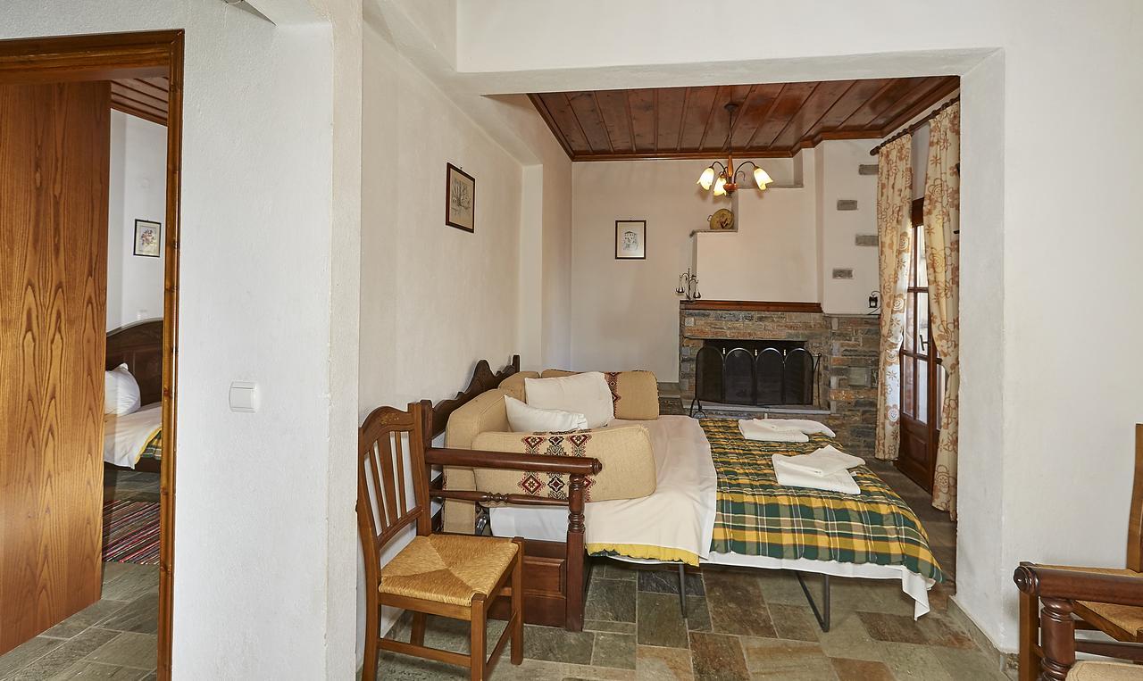 Hotel Atrapos Kissos  Bagian luar foto