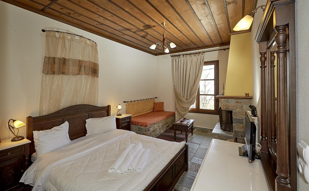 Hotel Atrapos Kissos  Bagian luar foto
