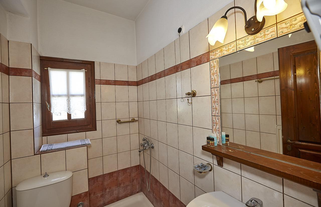 Hotel Atrapos Kissos  Bagian luar foto